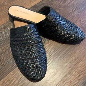 Salt & Umber mule flats